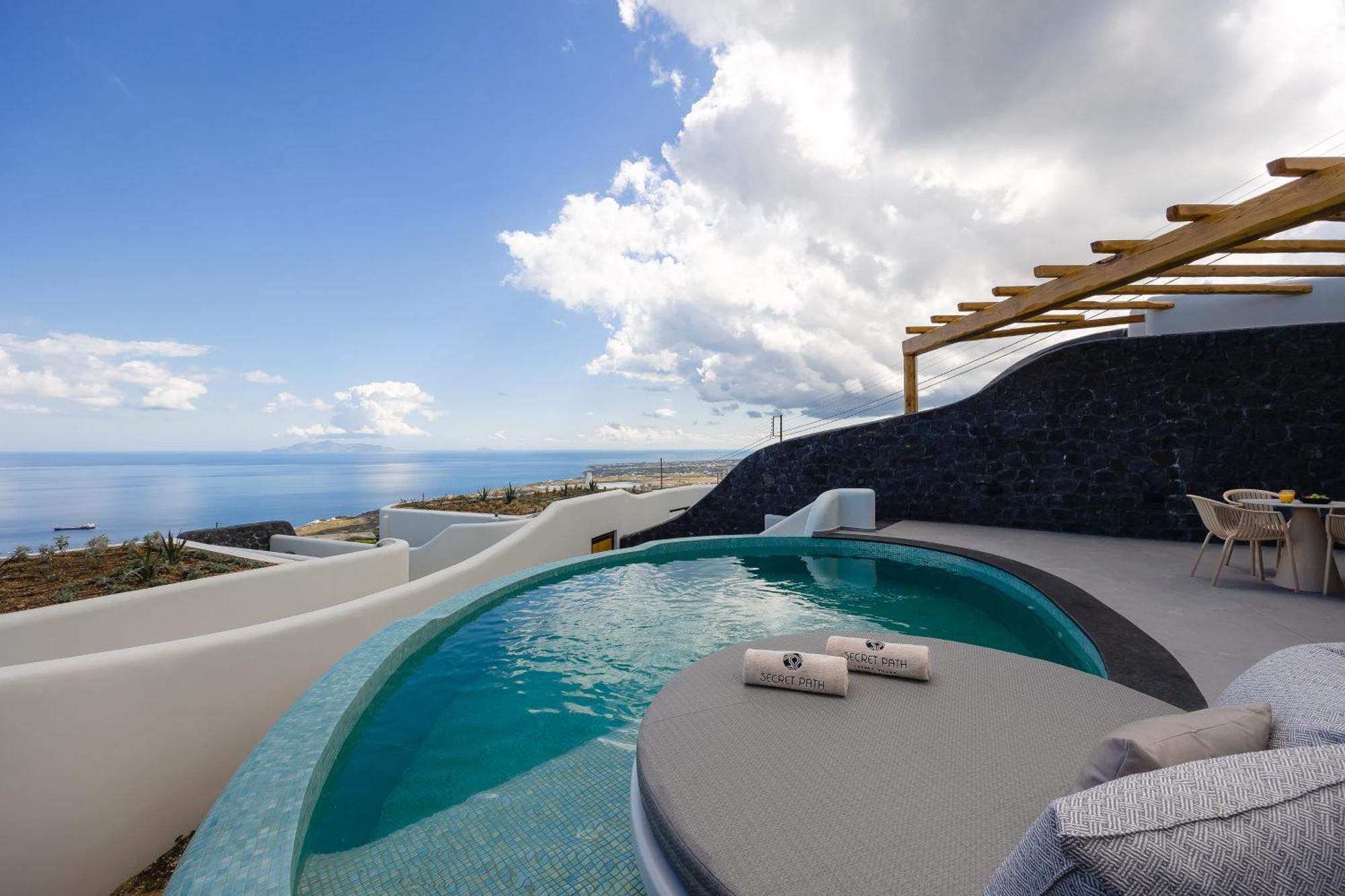 אימרוביגלי Secret Path Luxury Villas מראה חיצוני תמונה