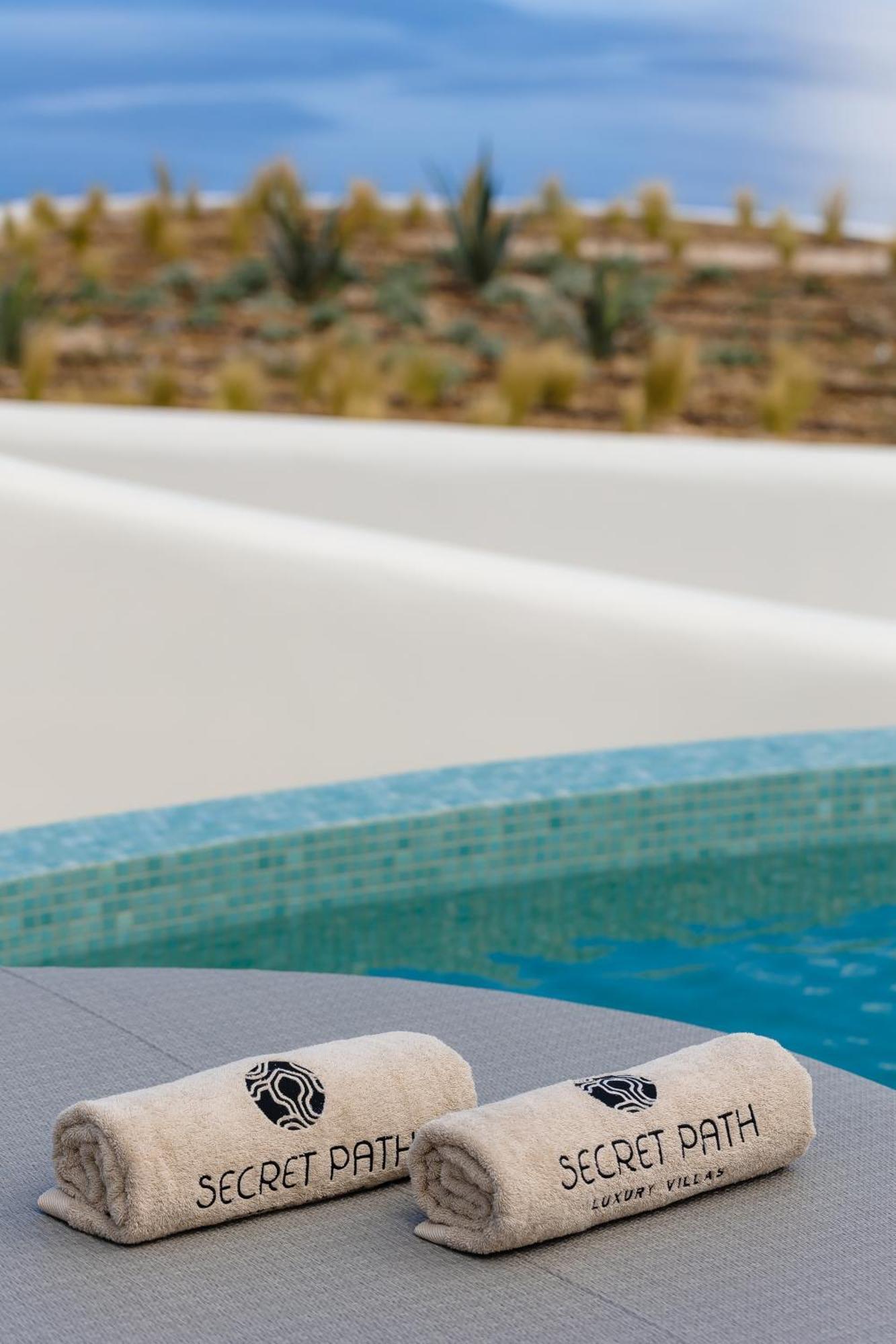 אימרוביגלי Secret Path Luxury Villas מראה חיצוני תמונה