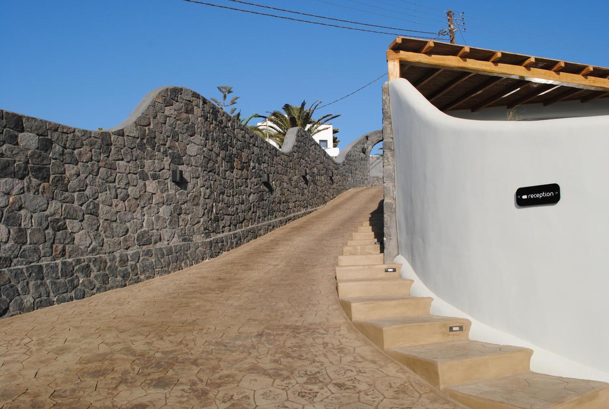 אימרוביגלי Secret Path Luxury Villas מראה חיצוני תמונה