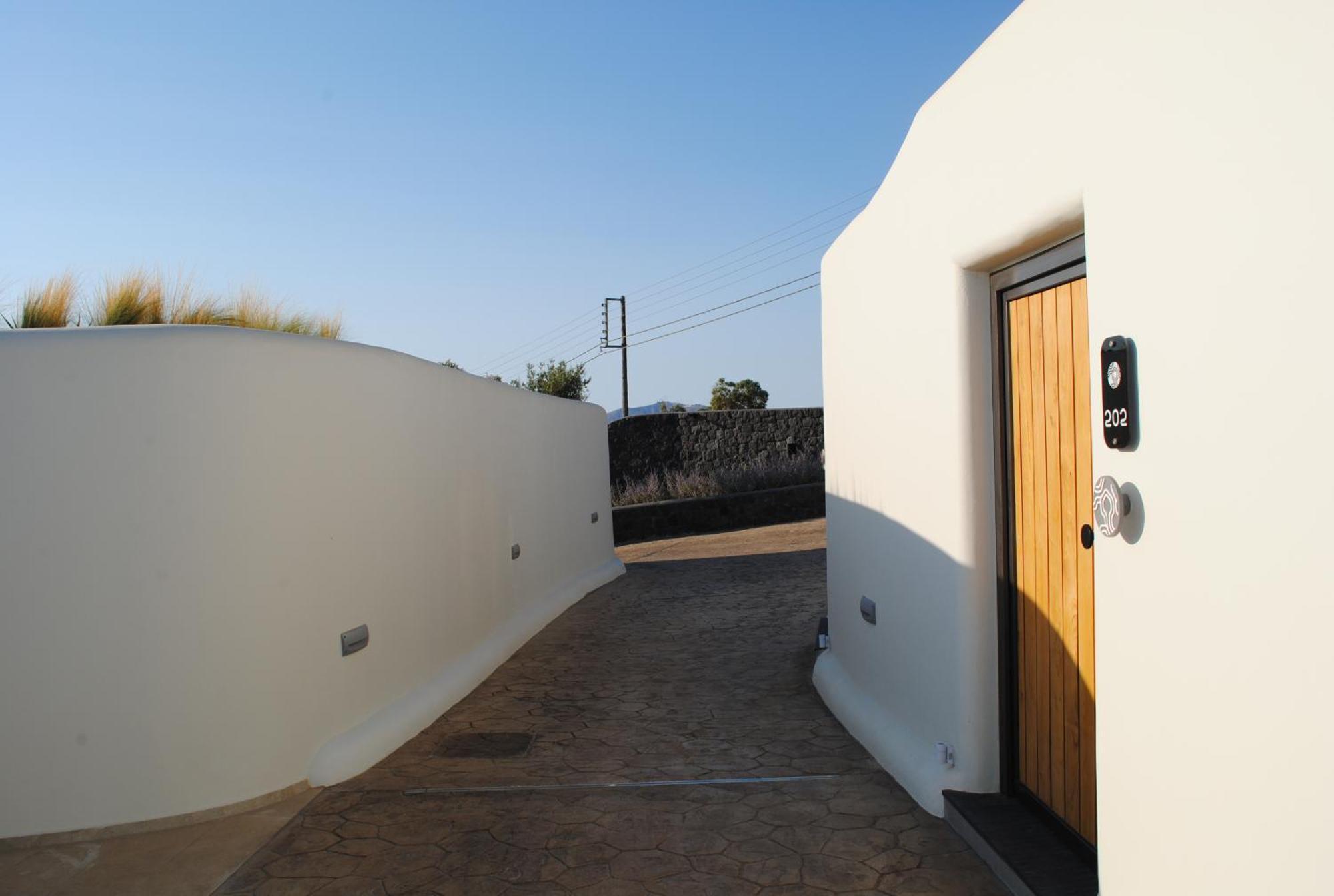 אימרוביגלי Secret Path Luxury Villas מראה חיצוני תמונה