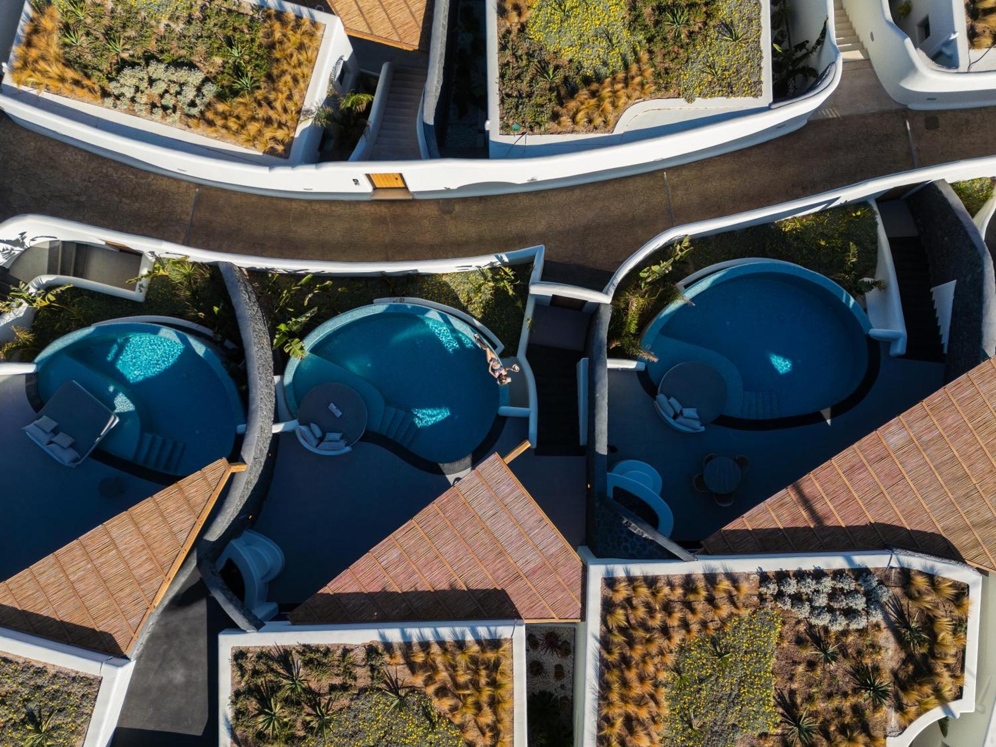 אימרוביגלי Secret Path Luxury Villas מראה חיצוני תמונה